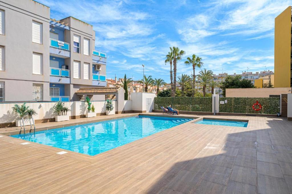 Brilliant Apartment Cibeles Торрев'єха Екстер'єр фото